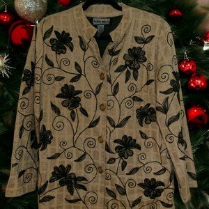 VTG ndigo Moon Embroidered Floral Jacket Size S Black  and  Beigh EUC Christmas